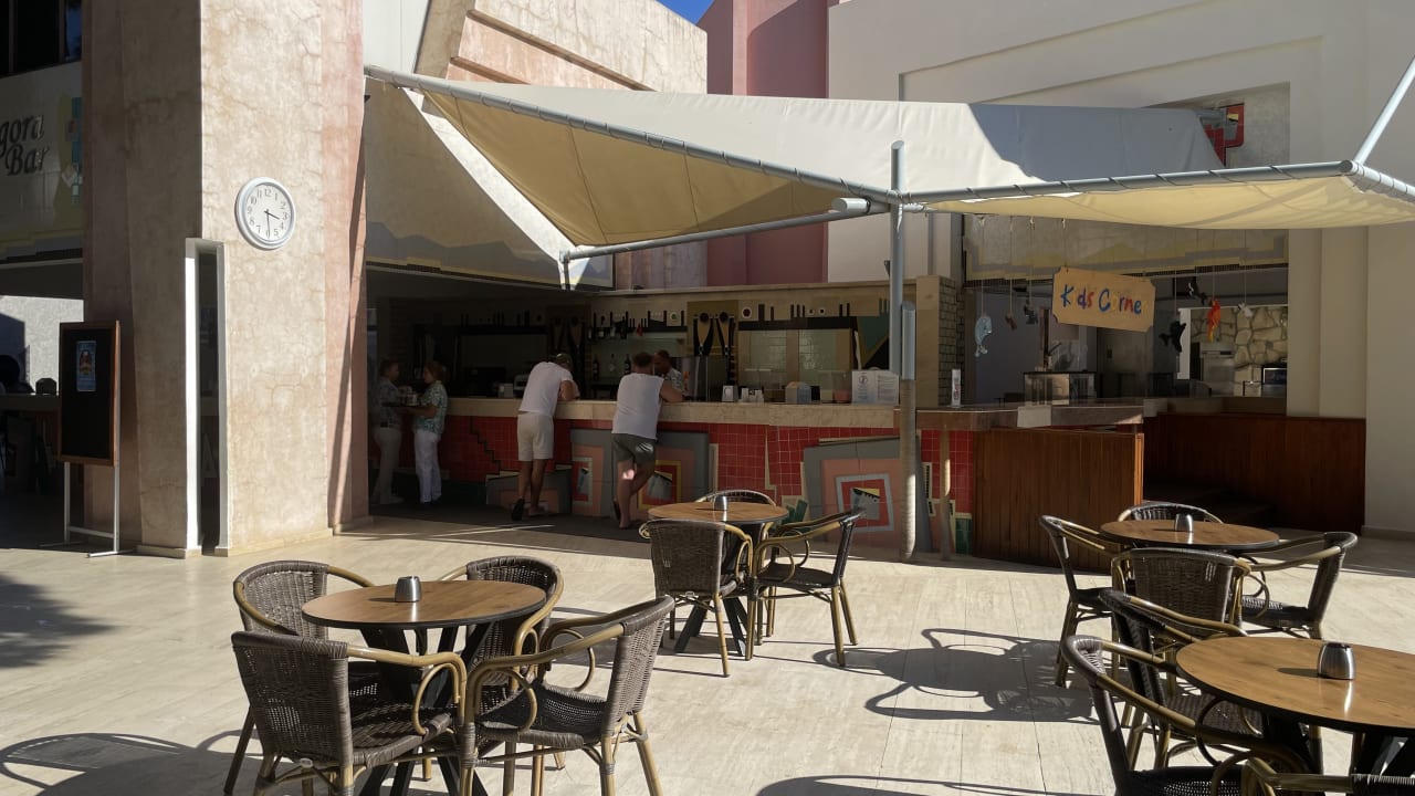 Gastro Blue Waters Club
