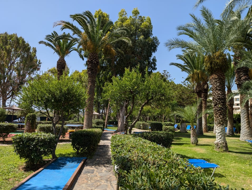 Gartenanlage Apollonia Beach Resort & Spa