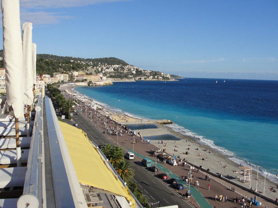 Ausblick von der Dachterrasse Le Meridien Nice