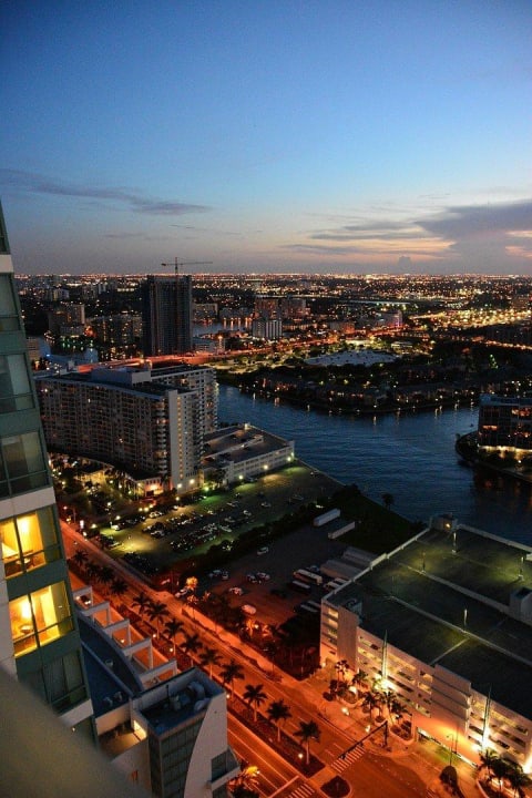 Blick von Dachterrasse Club-Level Diplomat Resort & Spa Hollywood, Curio Collection by Hilton