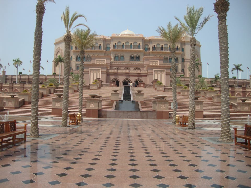 Außenansicht Emirates Palace Mandarin Oriental