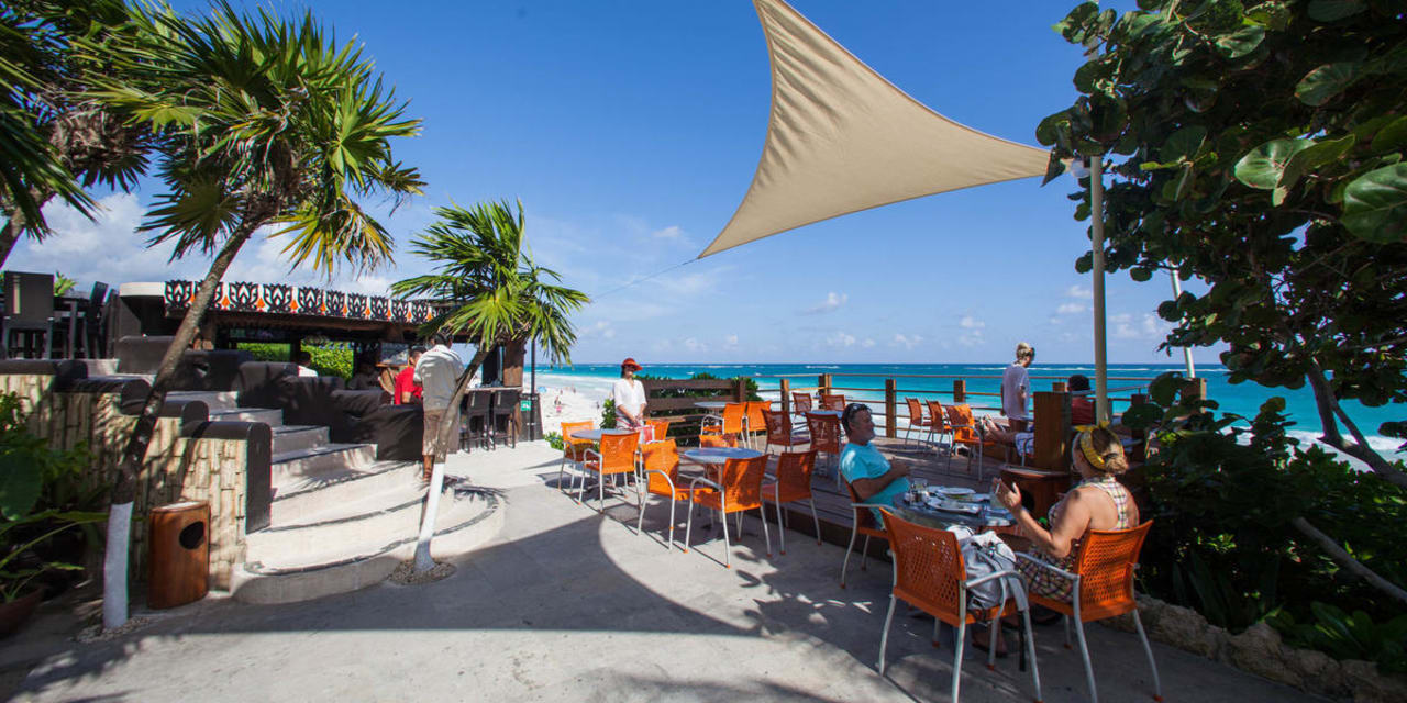 Restaurant Deck Mezzanine a Colibri Boutique Hotel