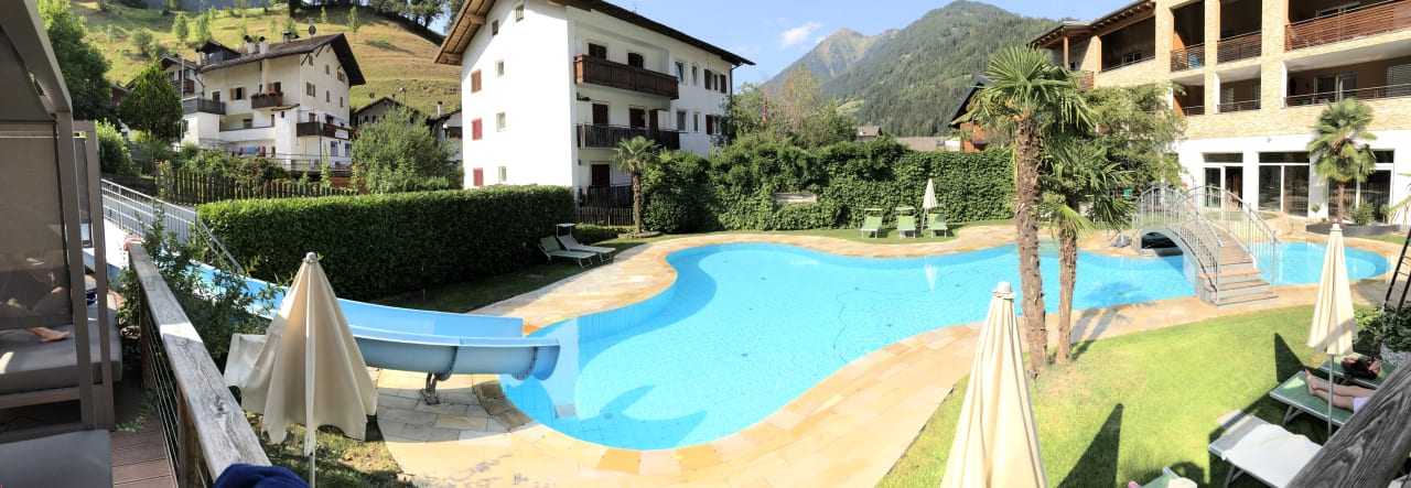 Pool STROBLHOF Active Family SPA Resort