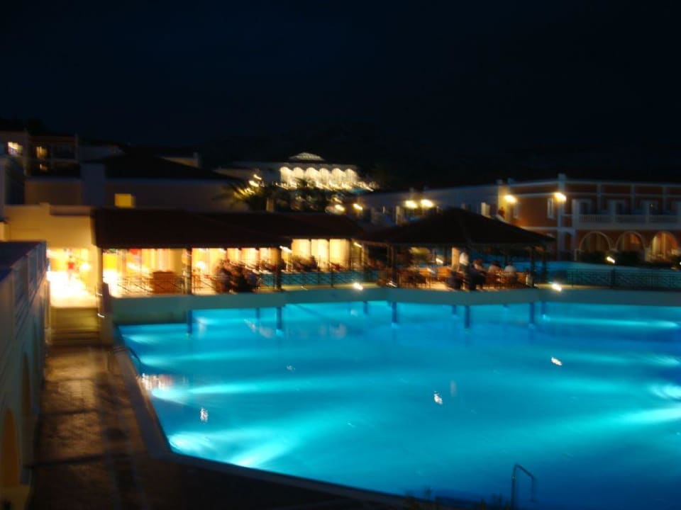 Bei Nacht... Porto Bello Royal