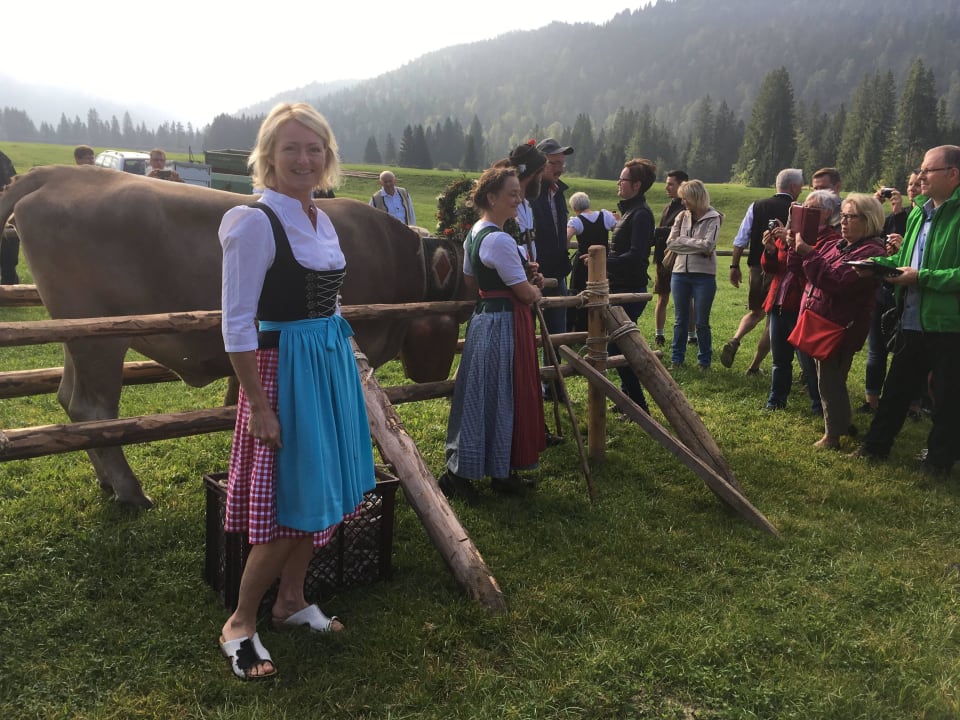 Ihre Gastgeberin freut sich auf Ihren Besuch Barbaras Landhaus & Barbaras Ferienwohnung Vermittlung