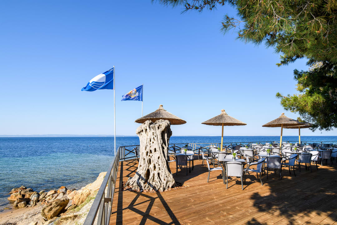 Strand Blue Dolphin Resort Hotel
