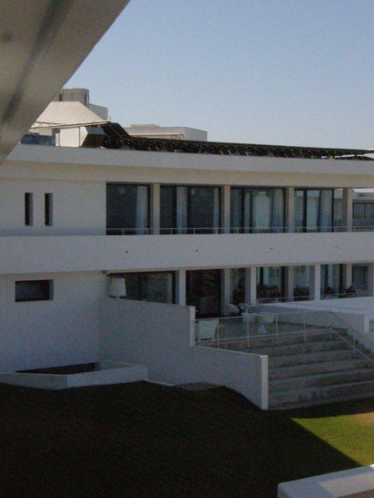 Blick auf die Bar Memmo Baleeira Hotel