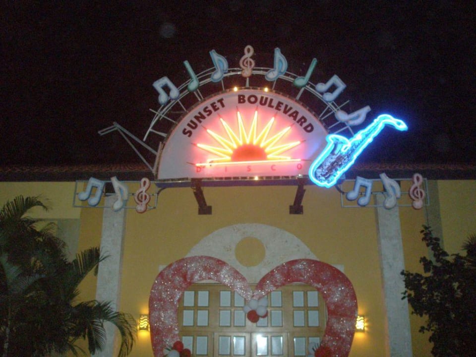 Hoteldisco Hotel Grand Palladium Palace Resort, Spa & Casino