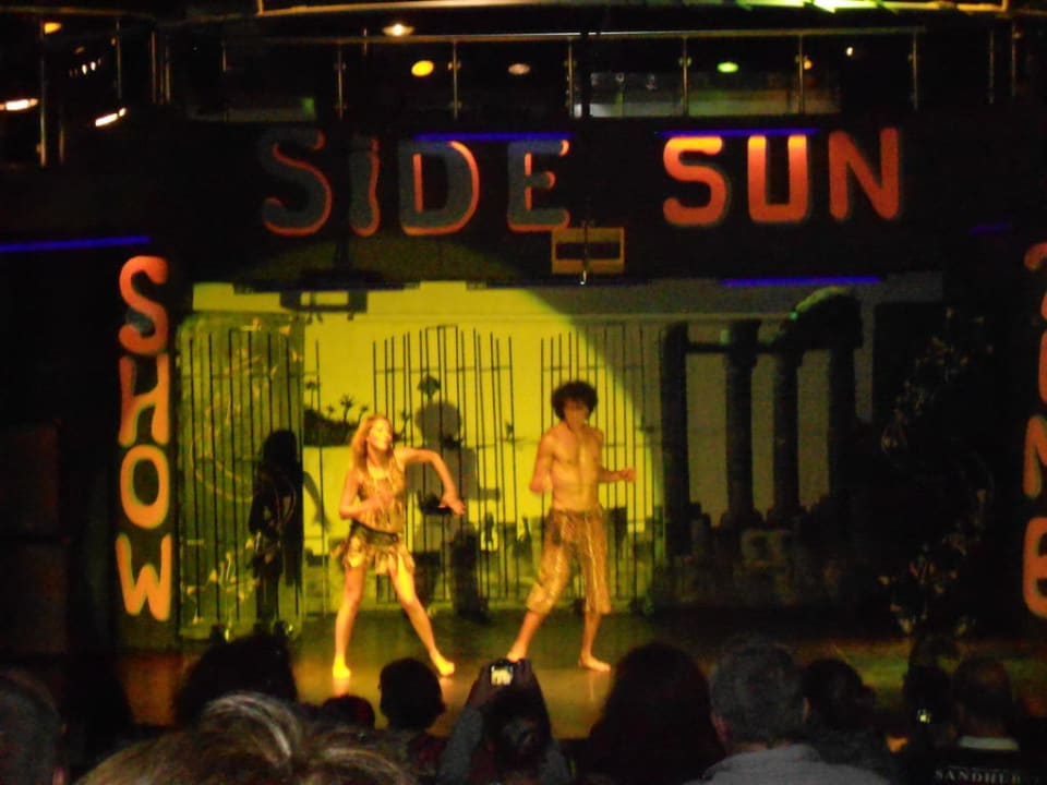 Bahar und Jimmi beim Tanzen Side Sun Hotel