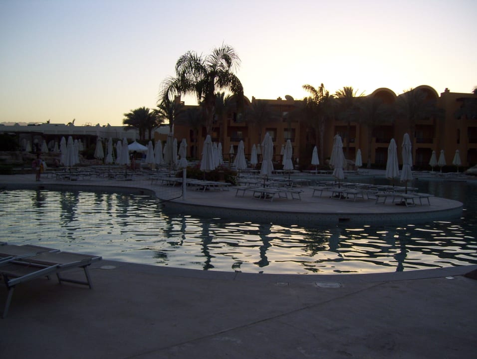 Man konnte schon schwimmen im märz Stella Beach Resort & Spa Makadi Bay