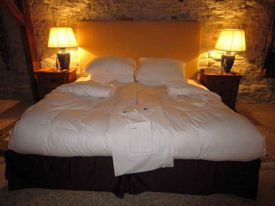 Turndown service Schlössle Hotel