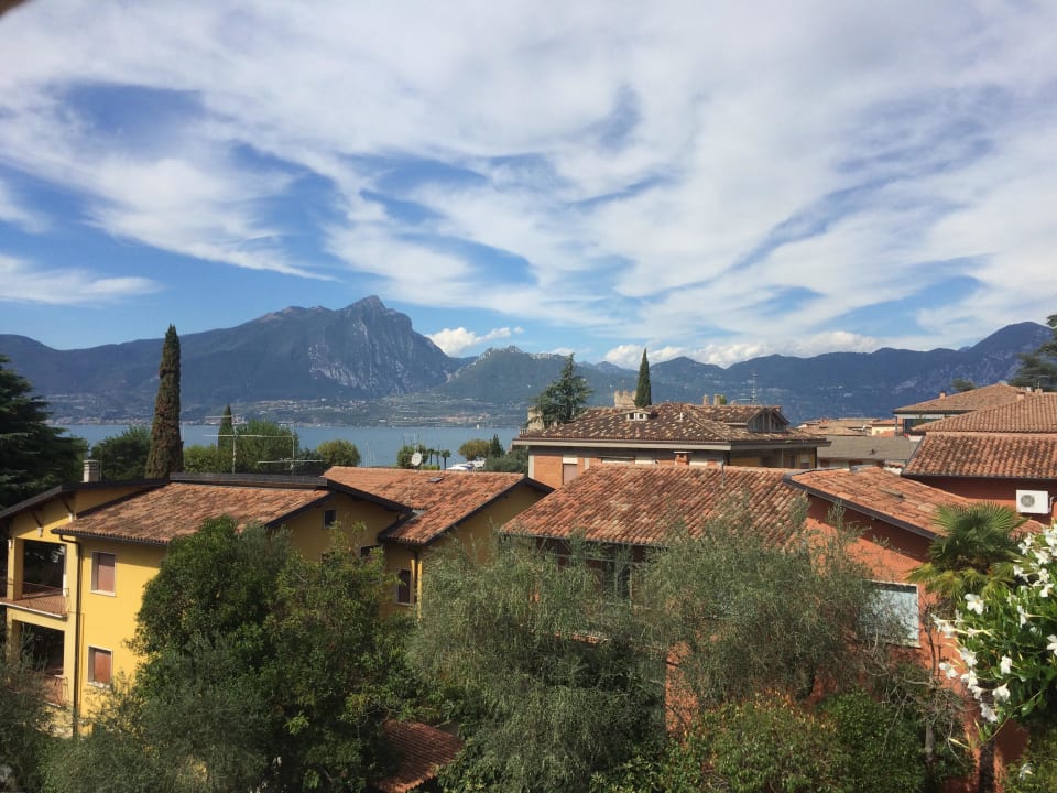 Blick vom Balkon, 3. Stock Hotel Al Caminetto