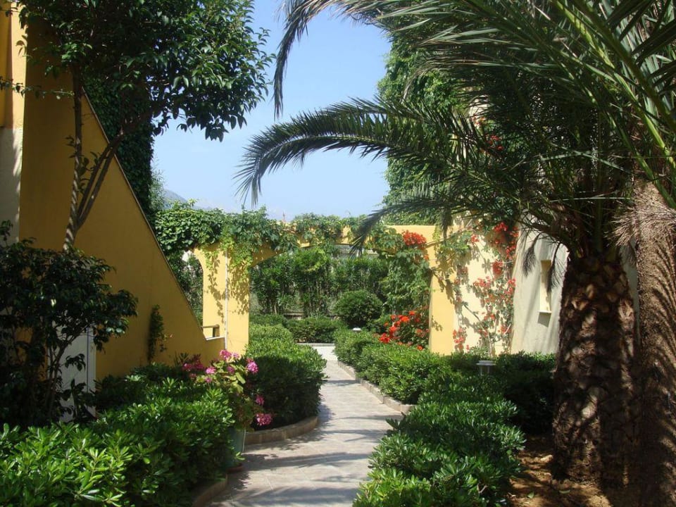 Garten Vantaris Luxury Beach Resort