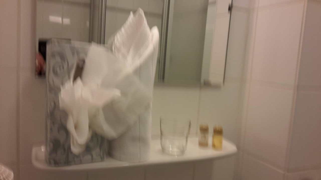 Gefaltetes handtuch zur Begrüßung Hotel Hansehof