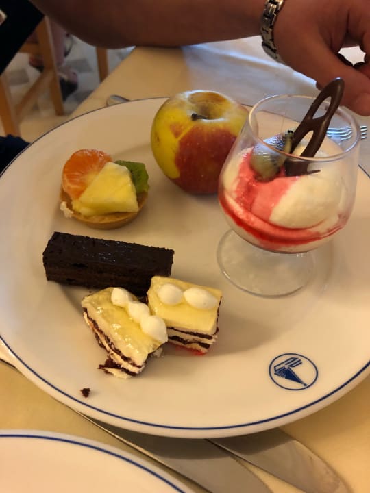 Nachspeisen Hotel El Mouradi Djerba Menzel