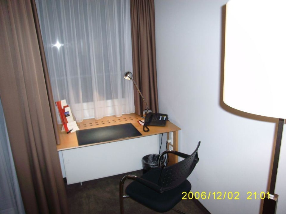 Apartment E 441: Schreibecke Kongresshotel Potsdam am Templiner See