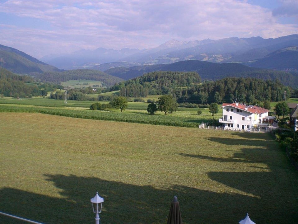 Ausblick ins Pustertal Hotel Winkler