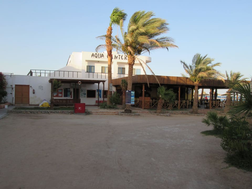 Marina-Cafe Giftun Azur Resort