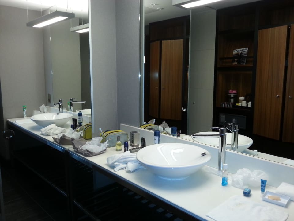 Junior Suite 626 - Badezimmer Hotel Aloft London ExCel