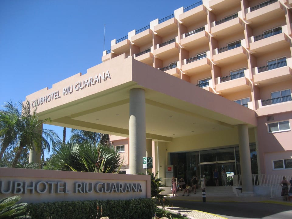 Eingang vom Hotel 3HB Guaraná - All Inclusive