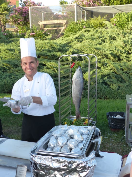 Galaabend am Sportplatz mit 1000 Gästen, Wahnsinn Alba Queen Hotel