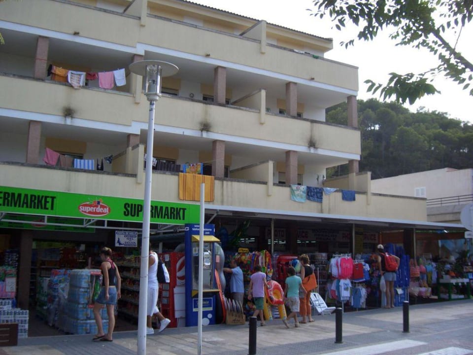 Läden FLOR los Almendros Apartamentos