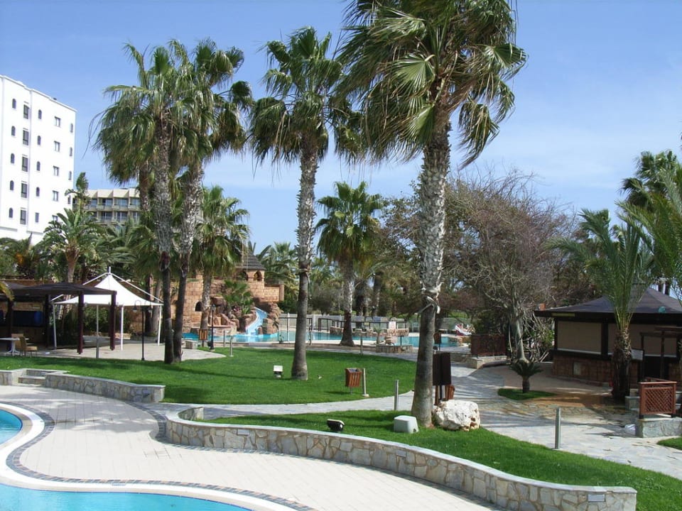 Garten Lordos Beach Hotel & Spa