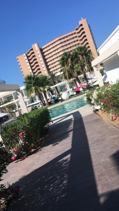 Pool BG Hotel Caballero