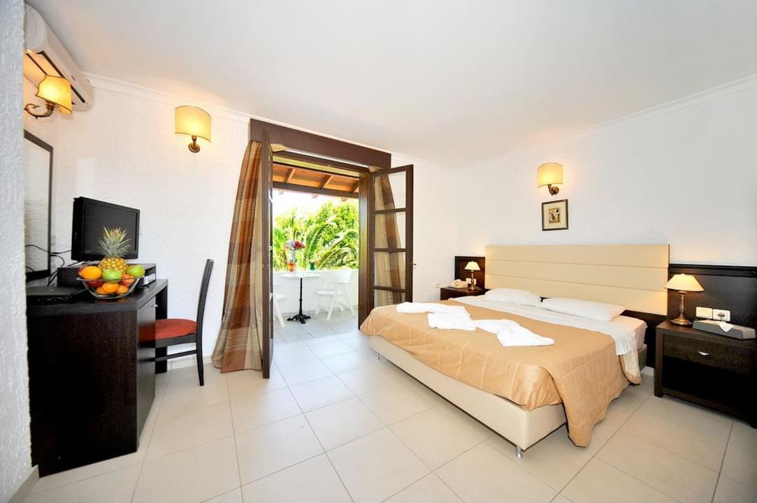 Gaia Garden 2009 deluxe single room Gaia Garden Hotel