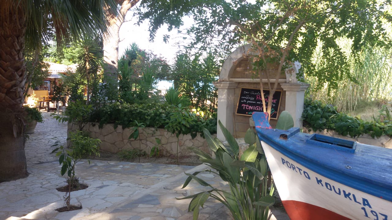 Garten Porto Koukla Beach