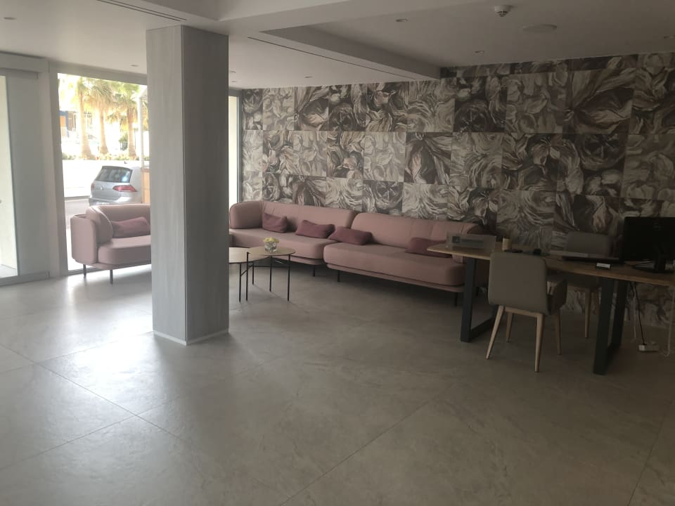 Lobby Hotel Clumba