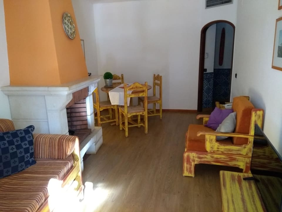 Zimmer Clube Maria Luisa