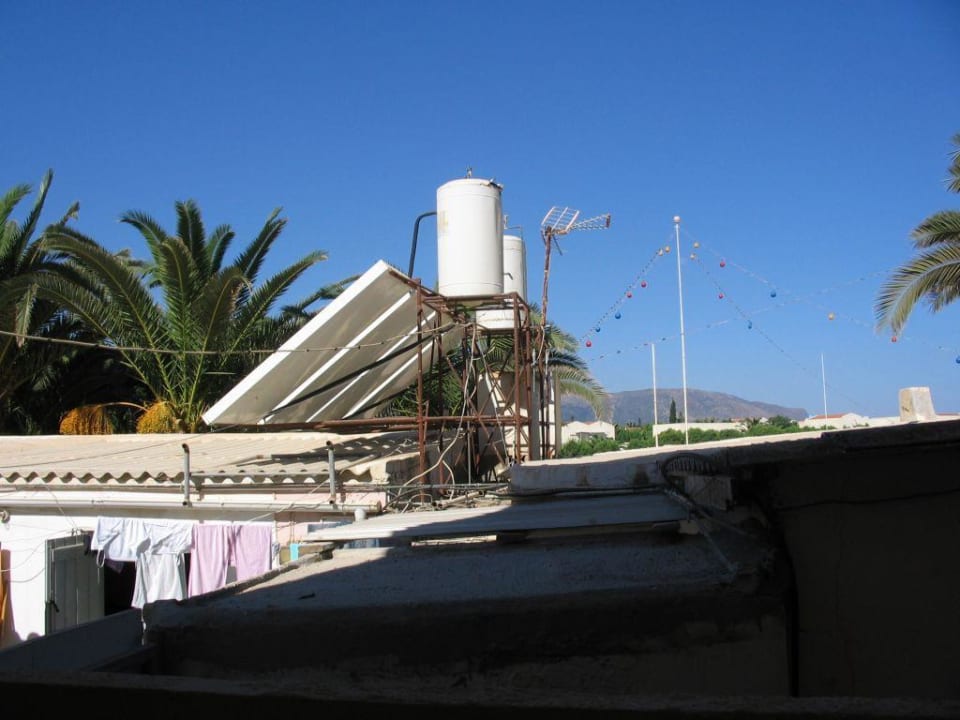 Balkonausblick des Nebengebäudes allsun Hotel Carolina Mare
