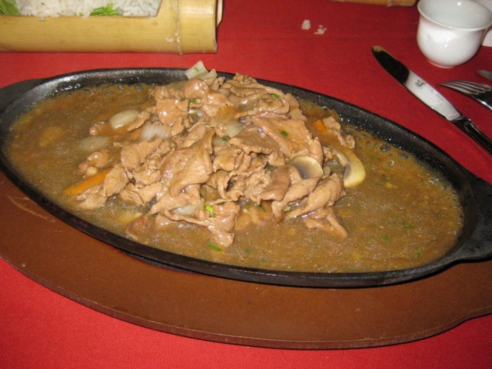 Hauptgericht beim Chinesen Hotel Royal Dragon