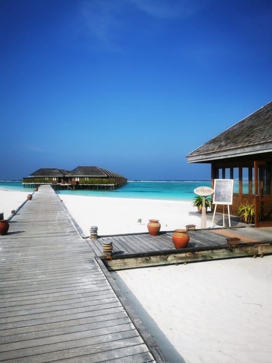 Strand Meeru Maldives Resort Island