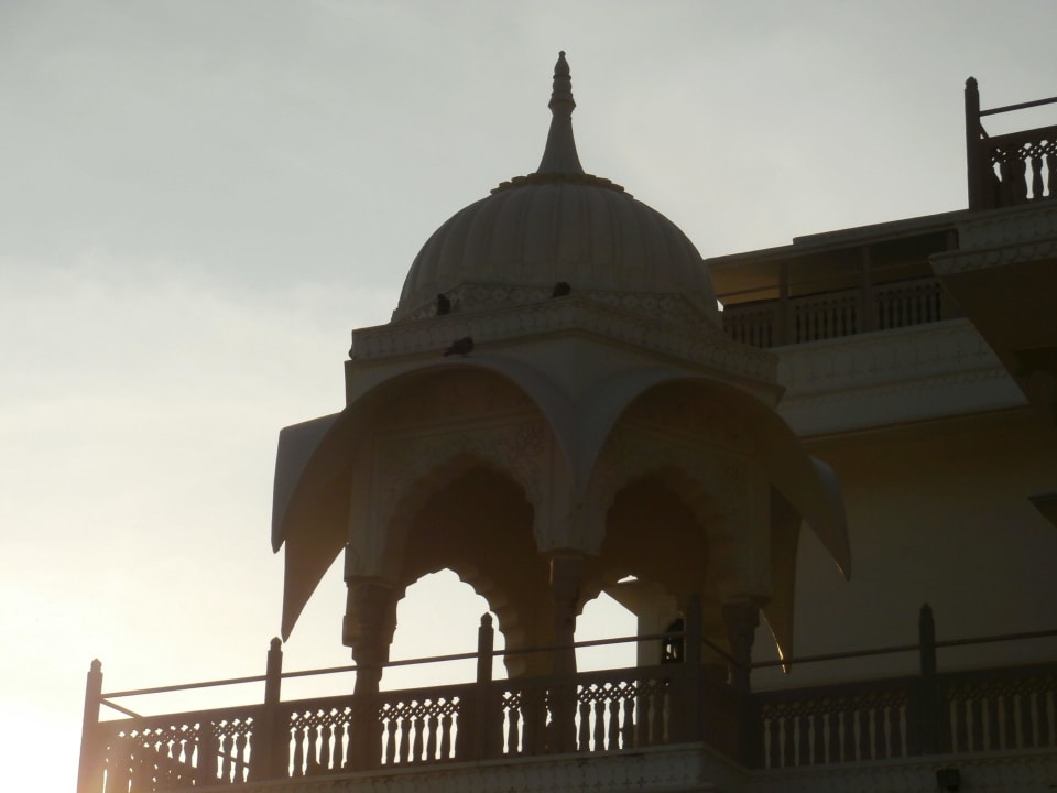 Sundown Hotel Shiv Vilas
