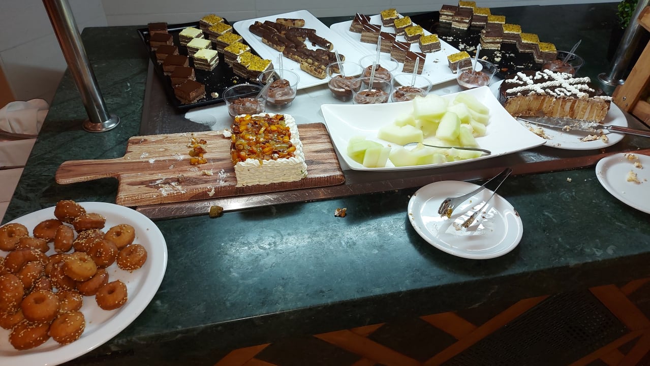 Gastro Hotel Royal Nozha