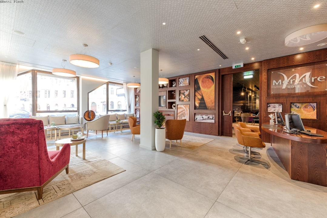 Lobby Mercure Hotel Raphael Wien
