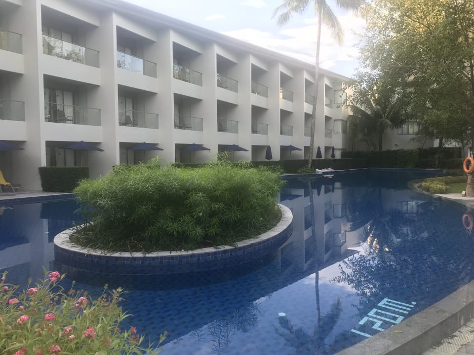 Pool X10 Khaolak Resort