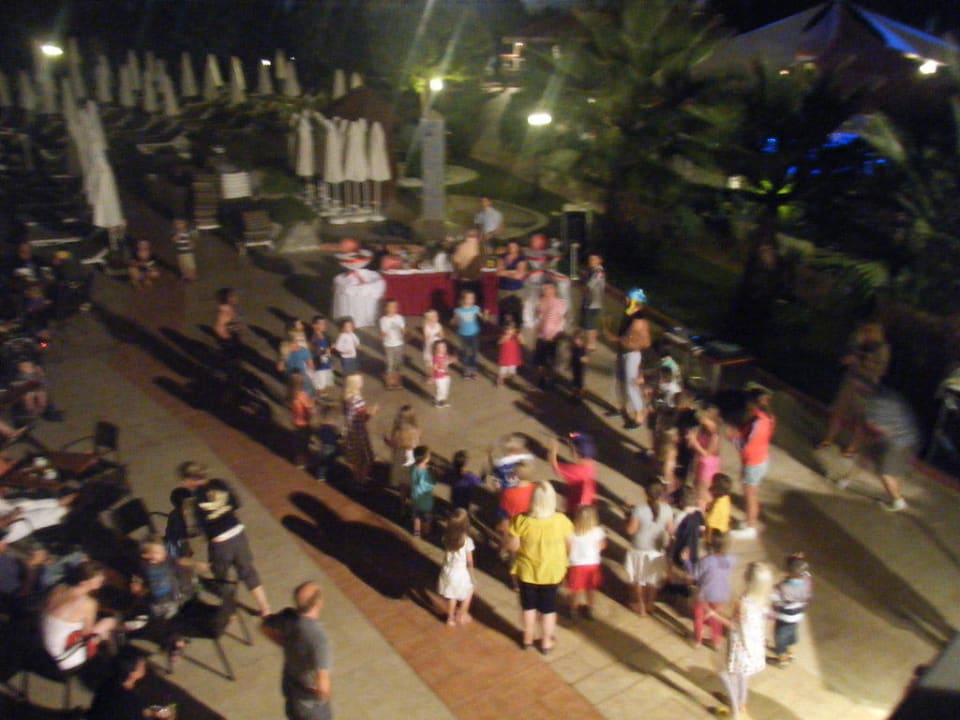 Minidisco am Pool  Side Mare Resort & Spa