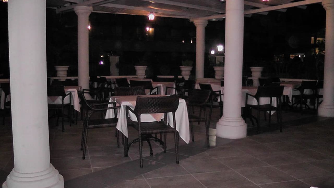 Miniterrasse Alba Queen Hotel