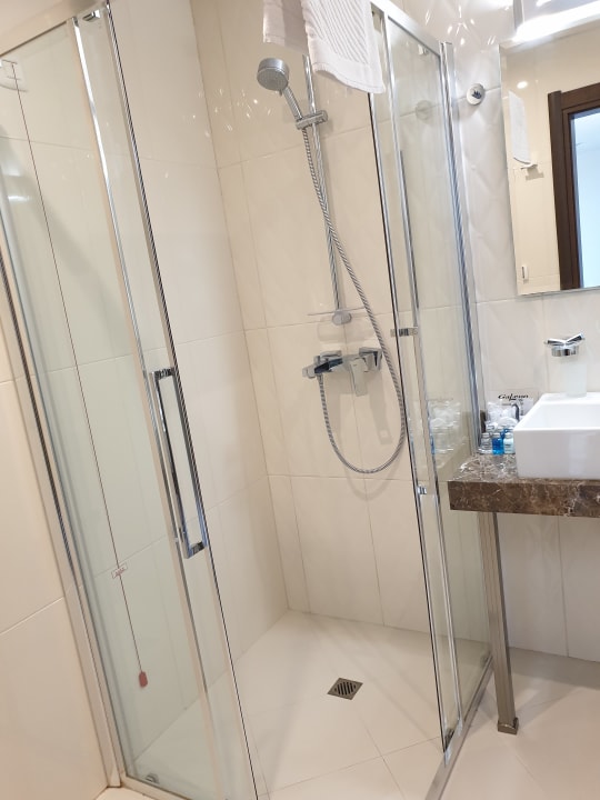 Zimmer Galeon Residence Spa