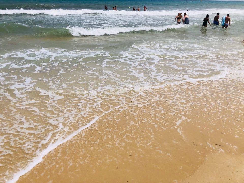 Strand Hotel Nesrine