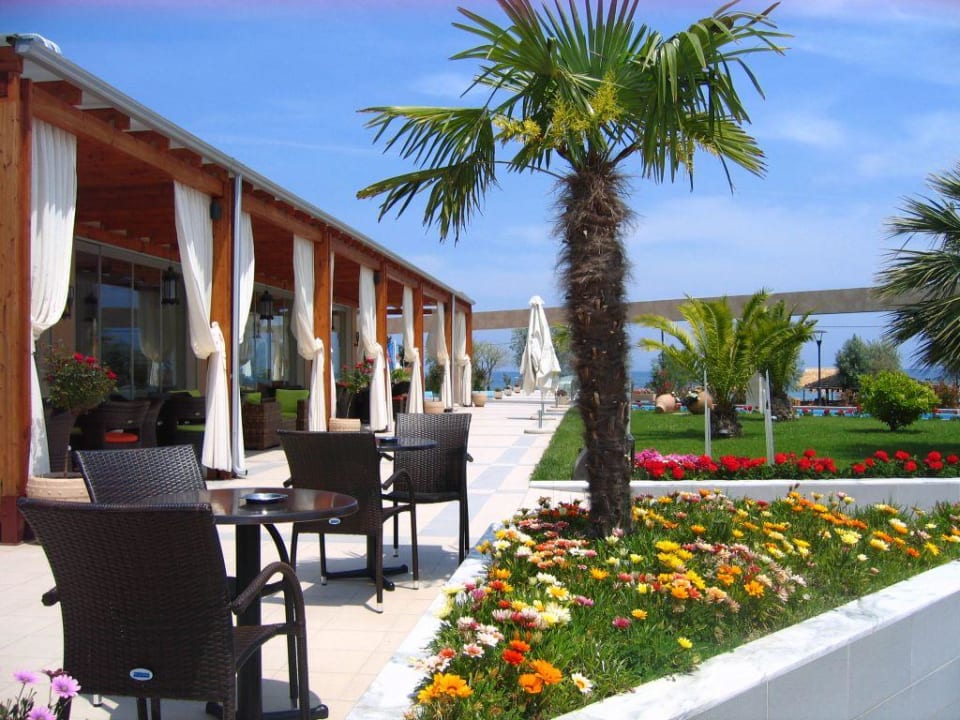 Gartenanlage alltoura Club Hotel Poseidon Palace