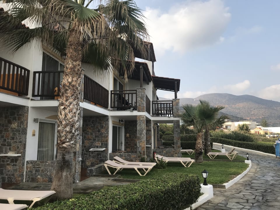 Außenansicht Alexander Beach Hotel & Village Resort