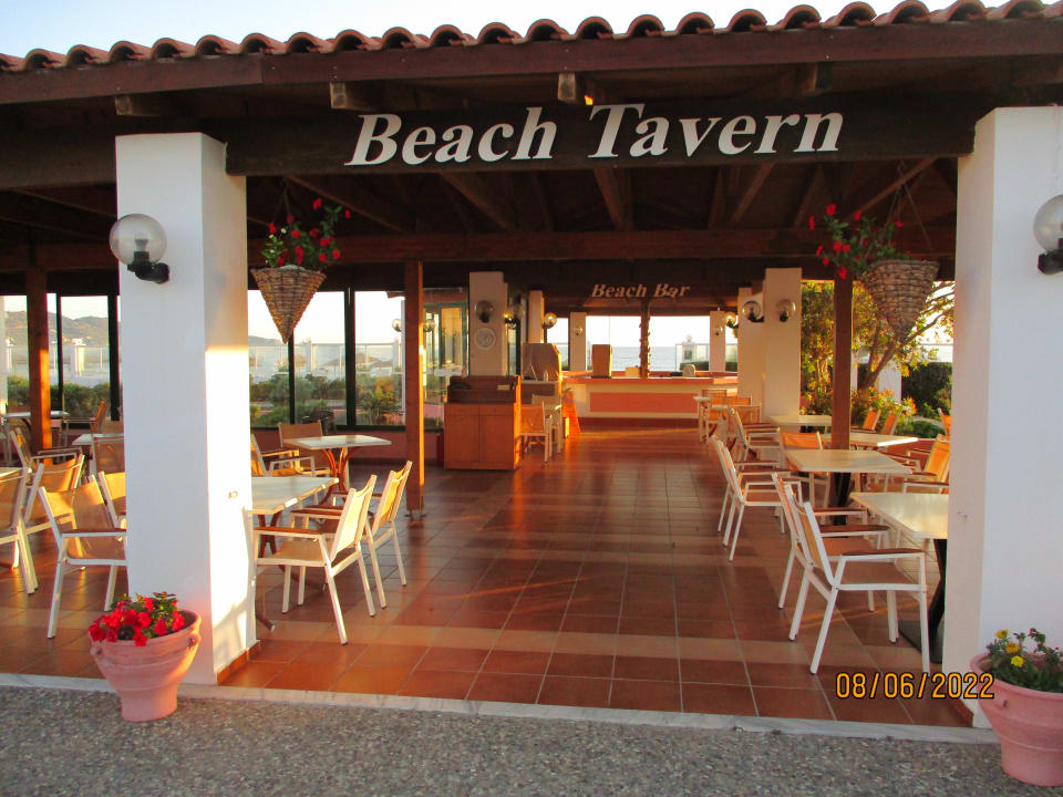 Gastro Dessole Dolphin Bay Resort