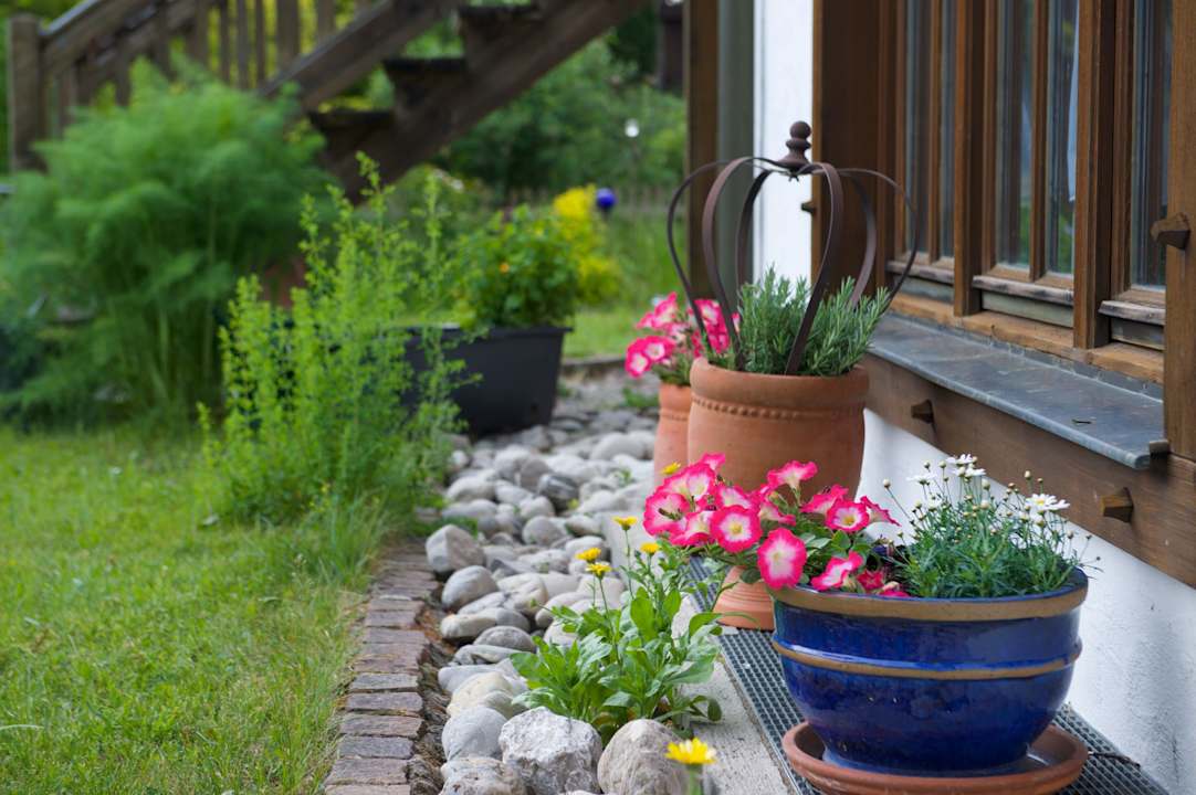 Gartenanlage Ferienhaus Rosa