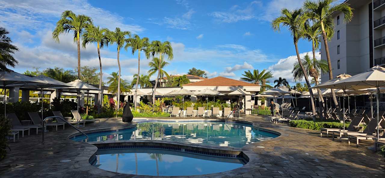 Pool Maui Coast Hotel