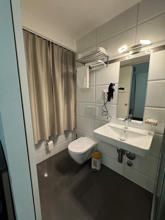 Zimmer Self Check-In Hotel Kernhof Langstrasse