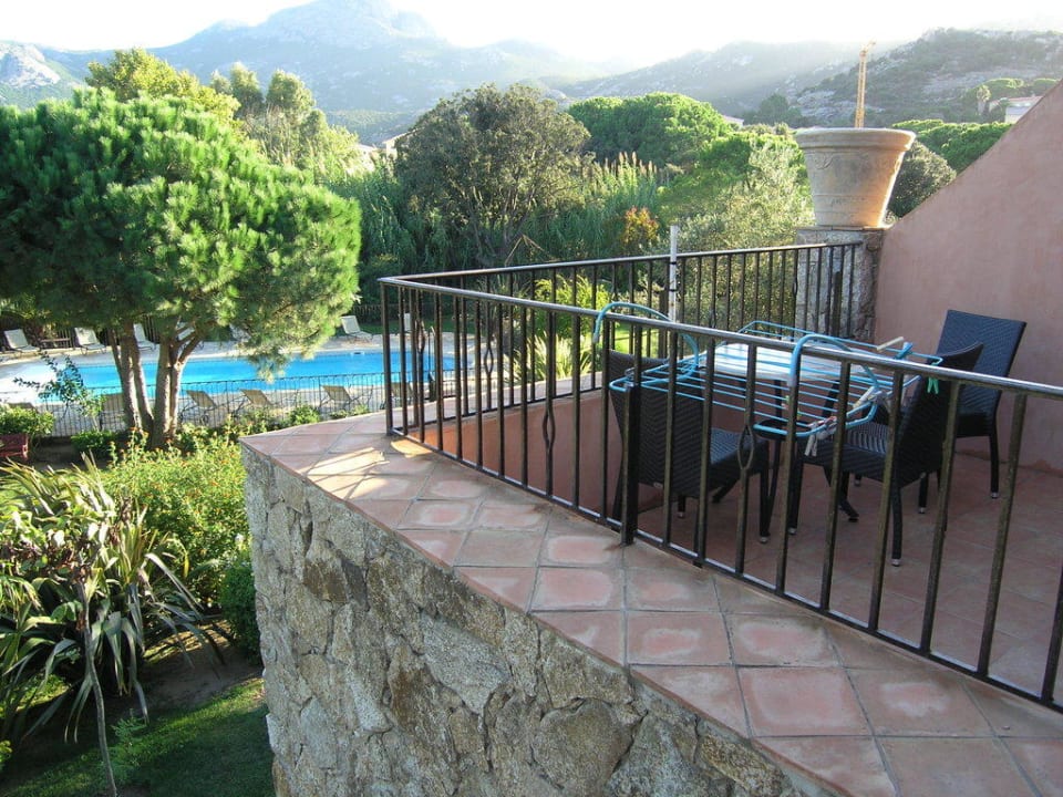 Dachterrasse mit Blick auf Pool Hotel Residence A Merula